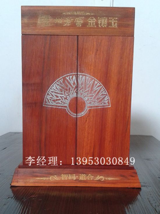 點(diǎn)擊查看詳細(xì)信息<br>標(biāo)題：白酒木制酒盒 閱讀次數(shù)：4794