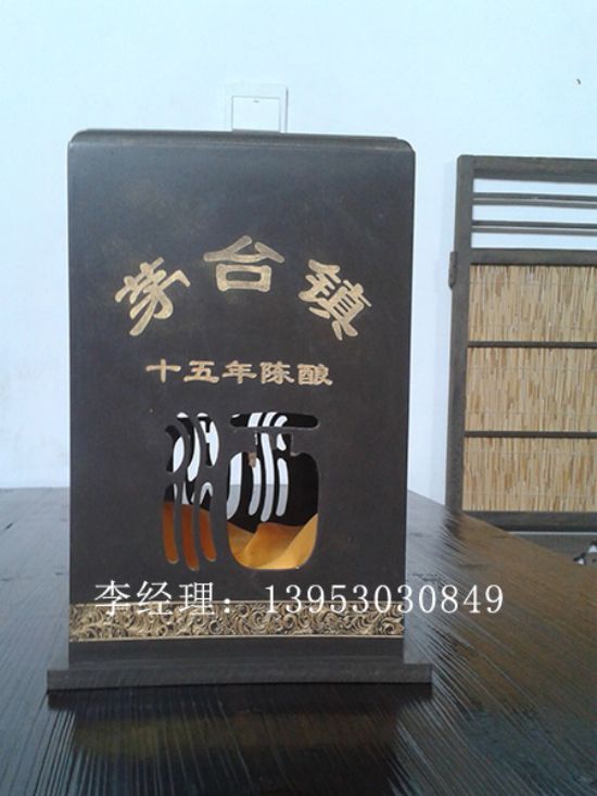 點(diǎn)擊查看詳細(xì)信息<br>標(biāo)題：白酒木盒 閱讀次數(shù)：3195