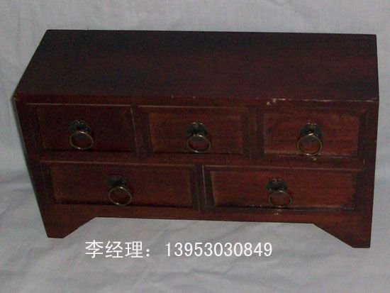 點(diǎn)擊查看詳細(xì)信息<br>標(biāo)題：裝飾盒002 閱讀次數(shù)：3024