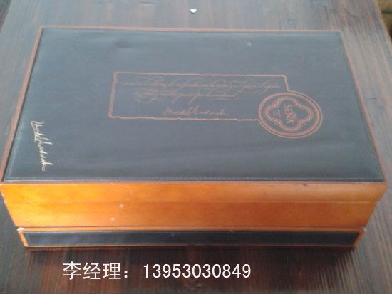點(diǎn)擊查看詳細(xì)信息<br>標(biāo)題：木制紅酒盒09 閱讀次數(shù)：2600